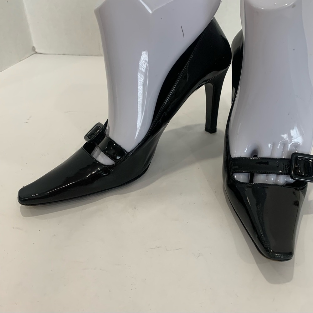 VERA WANG size 6.5 Made it Italy stunning patent Mary Jane black patent heels